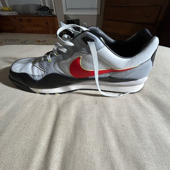 Nike Men's ACG Wildwood size 13 - Picture 4 of 9